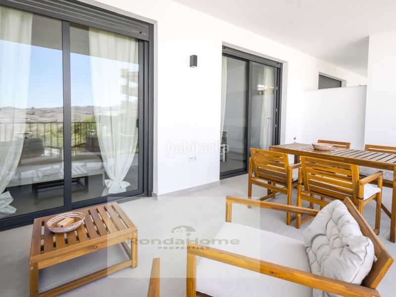 Foto cdbd6dc4-ad3a-4755-a09e-54aac3191960. Pis amb aparcament a Riviera del Sol Mijas