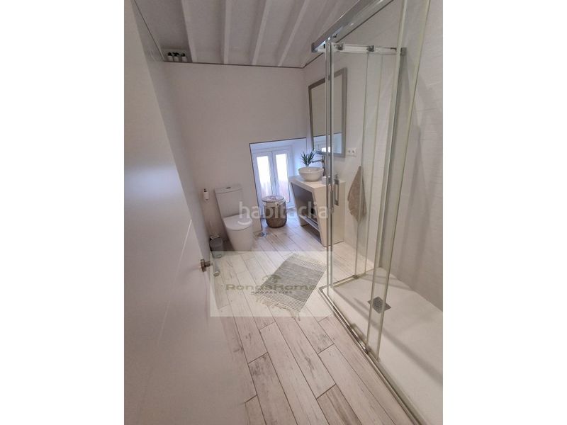 Foto bf798b97-9b14-47b2-a125-e216584b5b80. Casa amb aparcament a Álora