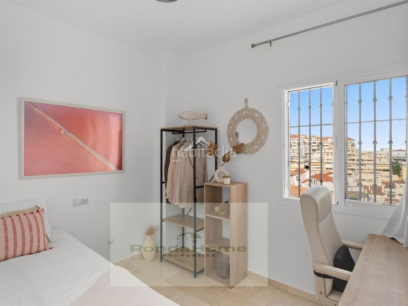 Foto a3882cb1-b4aa-4de1-adf9-a465da2e79a0. Àtic amb aparcament a Zona Centro Comercial Torrequebrada Benalmádena