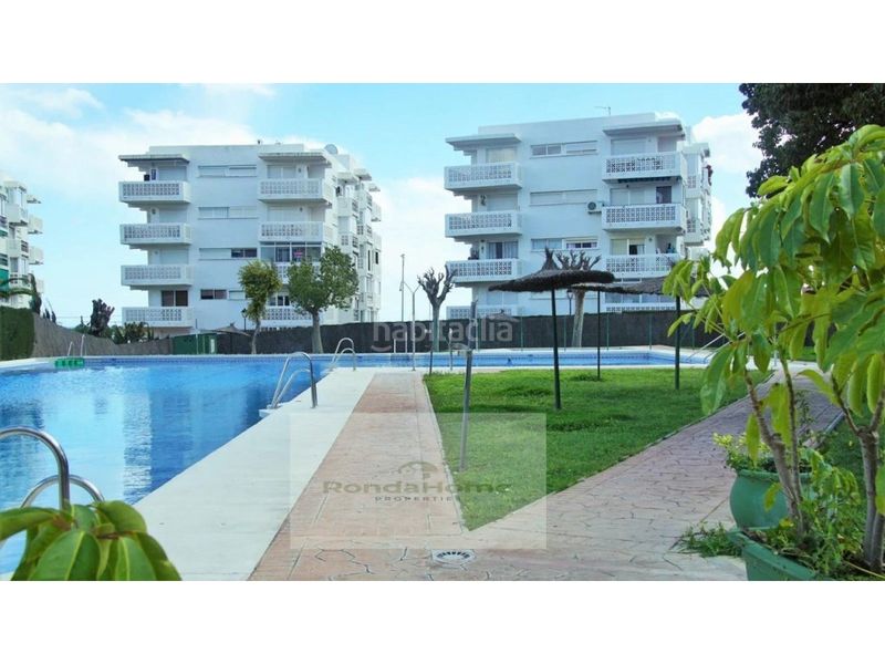 Foto 8ca5ed89-042e-4a4f-8300-3a68d859c285. Pis amb aparcament piscina a La Concha - Resina Golf Estepona