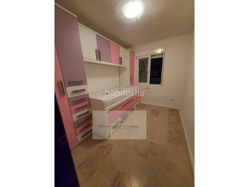 Foto 4325d7c1-7381-4d71-aed1-ce17bacc0acb. Rent flat in Divina Pastora Marbella