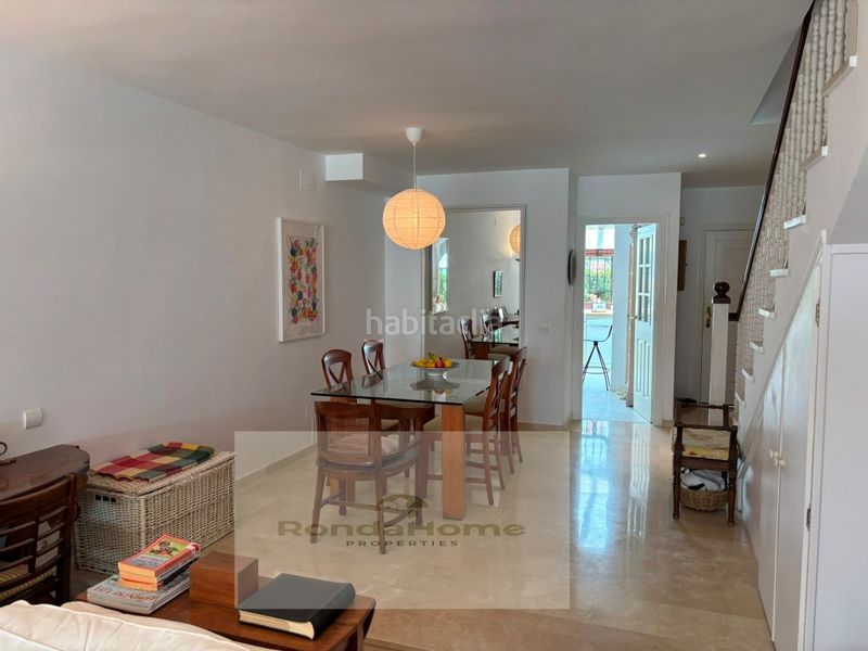 Foto ab75c3a5-e77b-4674-81cc-4b8c912c2eed. Xalet amb aparcament a Bel - Air Estepona