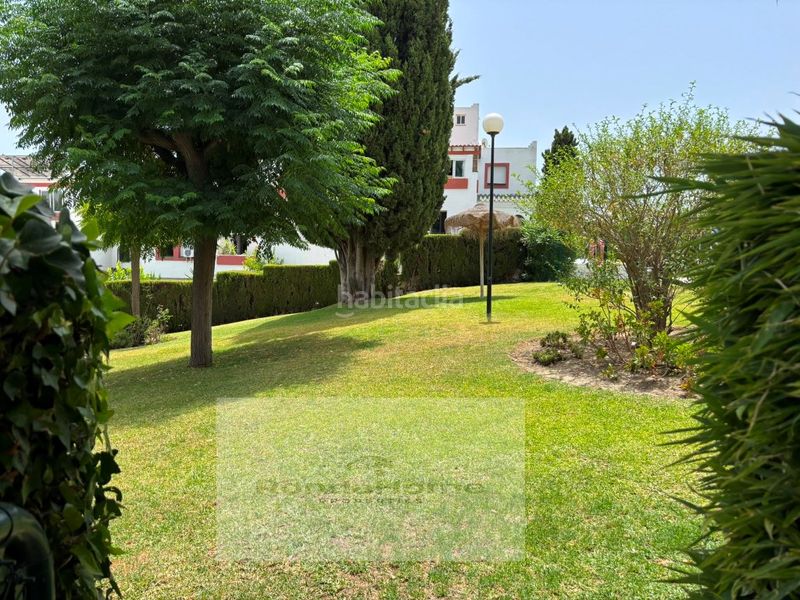 Foto cacb16a3-033b-4521-a483-d4b74ed23aea. Xalet amb aparcament a Bel - Air Estepona