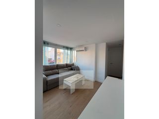 Etagenwohnung in Avenida Andalucia (Caleta Velez)