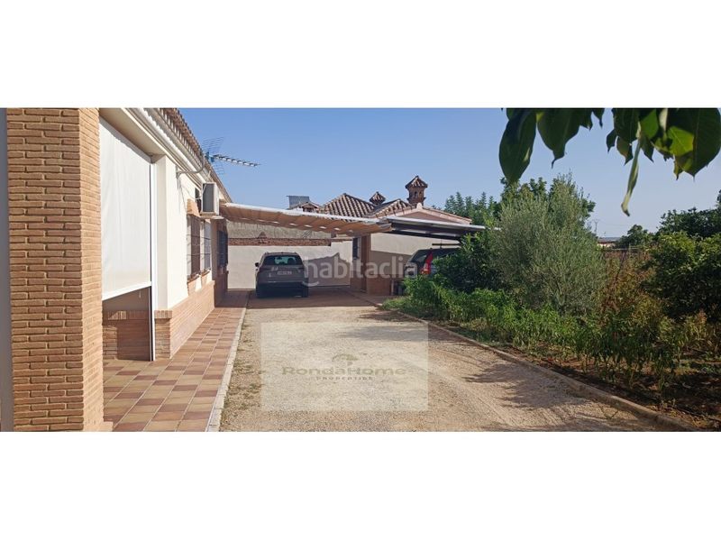 Foto fb1a5430-f1cc-4352-8361-773b7cc0a990. Masia amb piscina a Arcos de la Frontera