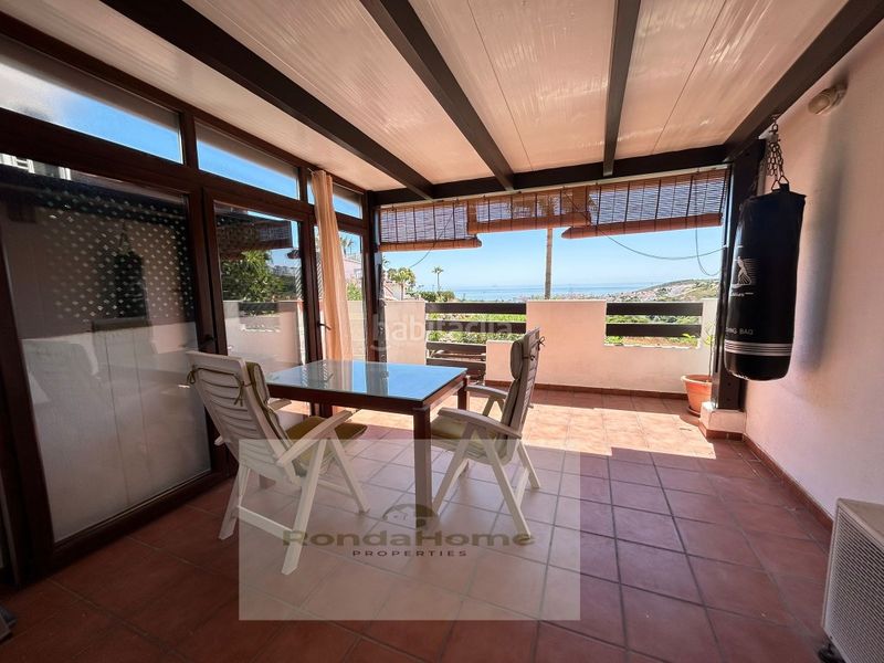 Foto 7bd84b91-23ad-403d-8cd9-733242319eaa. Rent flat with parking in Alcorrín Manilva