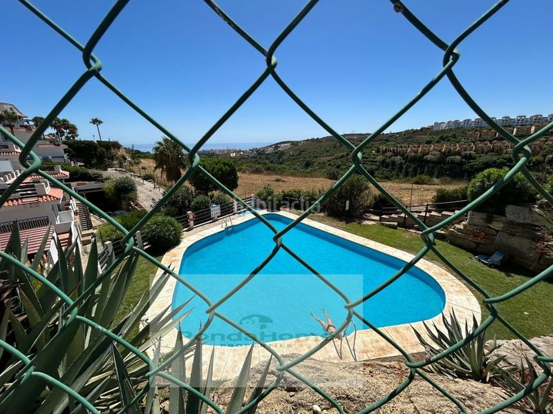 Foto 9dd721af-889a-497c-a765-d13e1734dc77. Rent flat with parking in Alcorrín Manilva