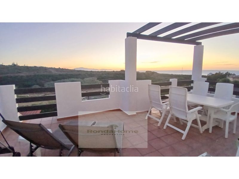 Foto 1f25164b-8300-4627-8a7f-d67e93b92153. Rent flat with parking in Chullera Manilva