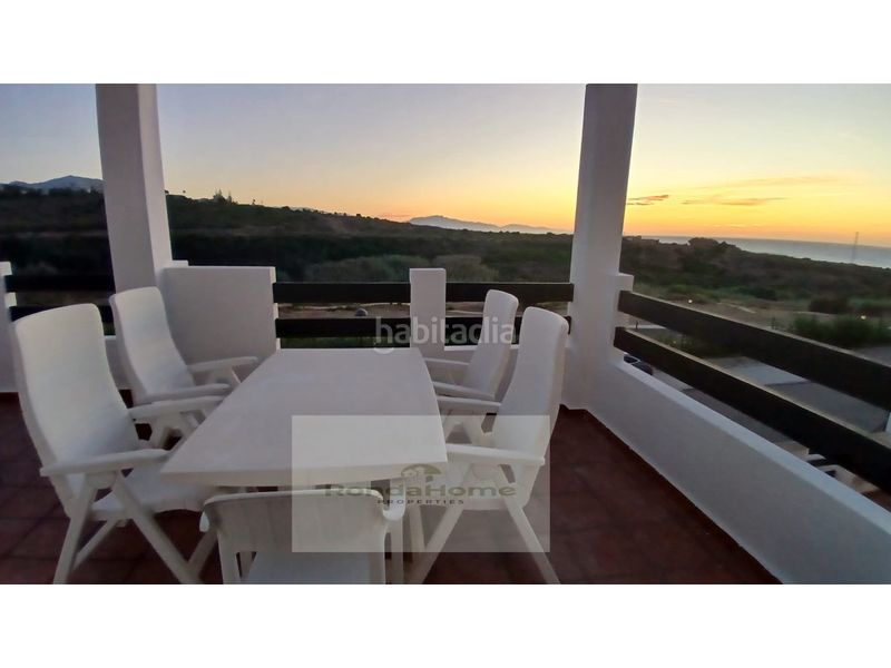 Foto 84561485-25bb-4220-a590-a2a22e1ed303. Rent flat with parking in Chullera Manilva
