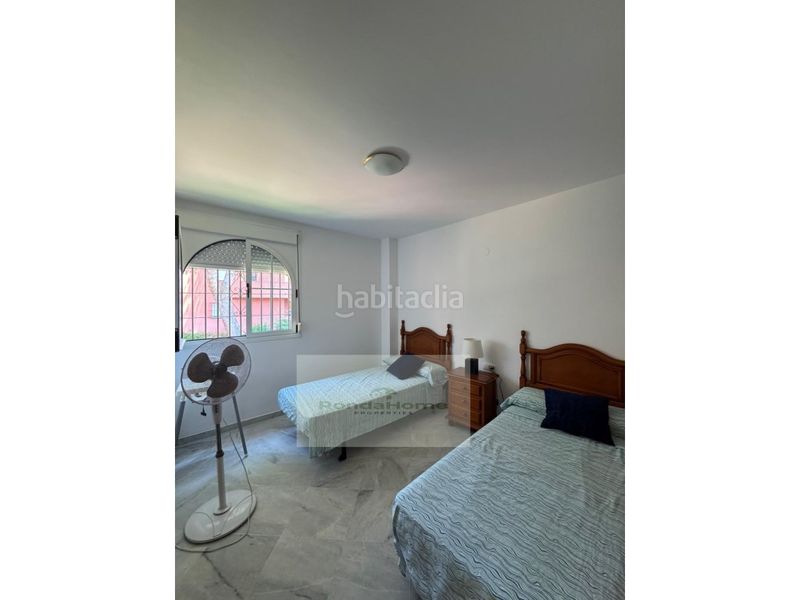 Foto 9afc8469-7a23-4437-bff2-942b13b21116. Rent flat with pool in Costabella Marbella