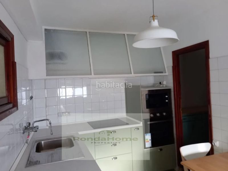 Foto 5c120d08-59d3-4df7-9644-e87c4249983b. Lloguer dúplex a Centro Estepona