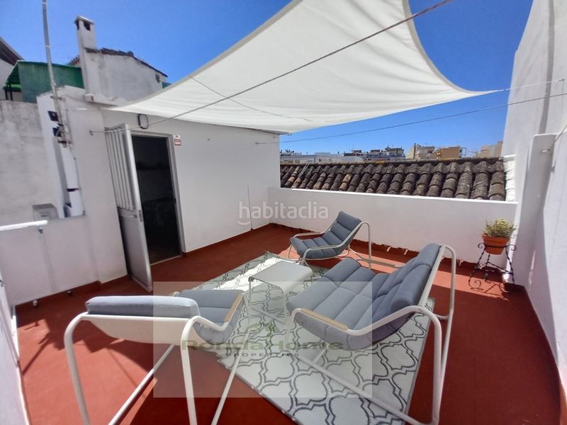 Foto dfae9342-8a41-4827-b9bc-fee716a4ab10. Lloguer dúplex a Centro Estepona