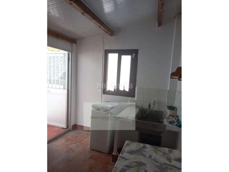 Foto e1a49e81-9b5e-4ee6-9edc-19ee60b711a0. Lloguer dúplex a Centro Estepona