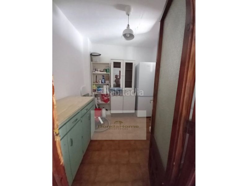 Foto 2bef1e15-1e03-4ed0-9009-77013482494b. Rent duplex in Centro Estepona