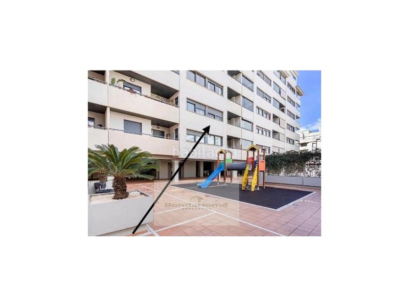 Foto cf5ad826-b10a-4e7f-8d2e-f81500d4a80e. Rent flat with parking in Puerta Blanca Málaga