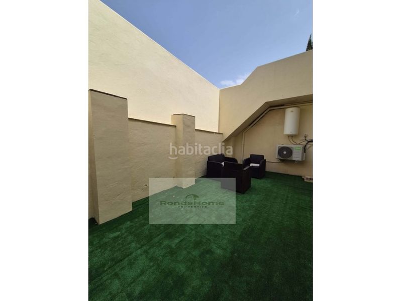 Foto b0964bdb-eea7-4322-a4c8-c3687ab960c1. Pis amb aparcament a Las Brisas Marbella
