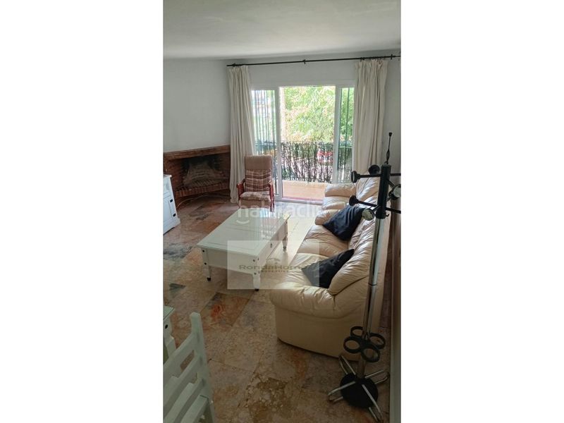 Foto 9501cce8-dbc3-4aef-99af-cb5bd4498f99. Location maison avec parking piscine dans Bello Horizonte - Lindasol Marbella