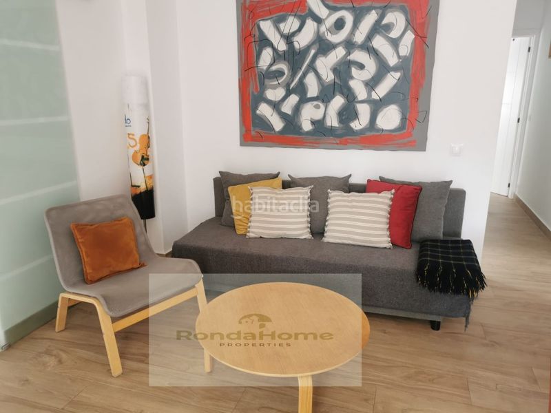 Foto 6d7691de-7b3c-4c33-a908-1ff8d2d8ea88. Rent flat in Pedregalejo - Morlaco Málaga