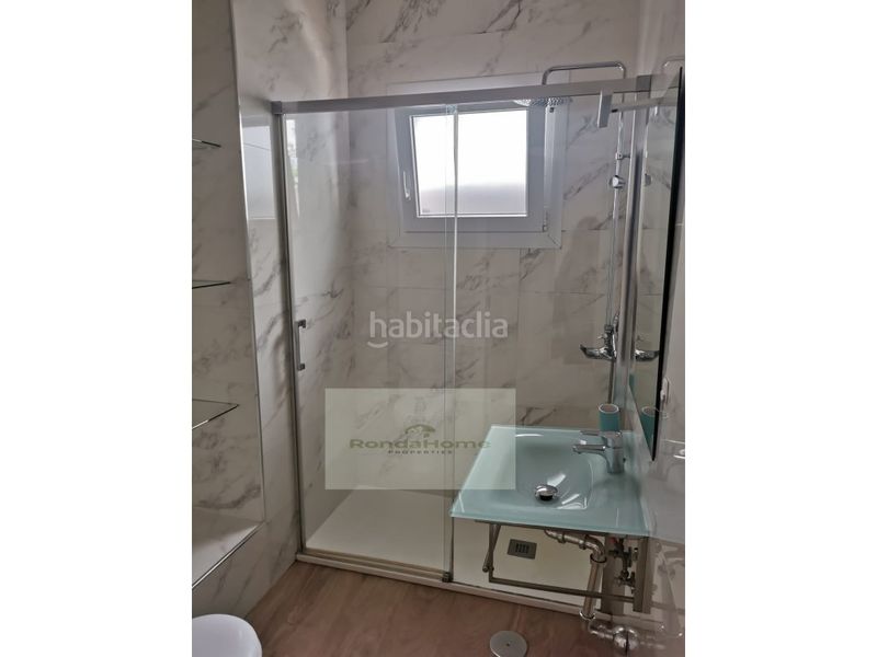 Foto bcbbb7f2-b75b-4bf1-9e55-5f10dc6aca83. Rent flat in Pedregalejo - Morlaco Málaga