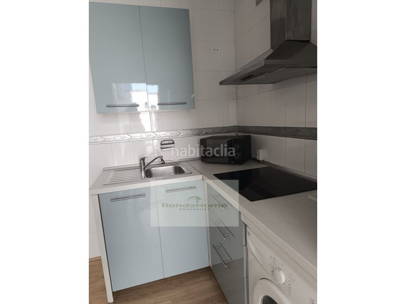 Foto ef8e85c4-7745-465d-aaa8-505dbbf26e8a. Rent flat in Pedregalejo - Morlaco Málaga