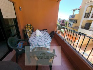 Location Appartement  Urbanizacion residencial chullera. Piso en alquiler de larga temporada  1.100 mes  primera línea de