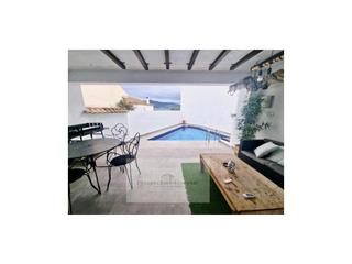 Mas à Centro. Encantadora casa con licencia turística, terraza con vistas y pi