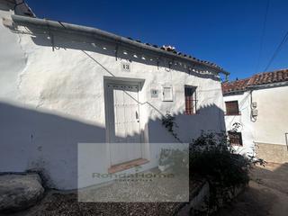 Casa a Montejaque. Casa de pueblo con terraza y vistas panorámicas en montejaque.