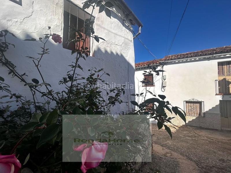 Foto 3cad18d3-8d65-40f8-90e3-74050af7fd90. Casa  de pueblo con terraza y vistas panorámicas . en Montejaque