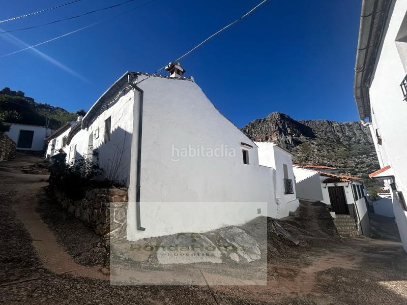 Foto a029a360-f433-4c50-92f0-250e64b064f4. Casa  de pueblo con terraza y vistas panorámicas . en Montejaque
