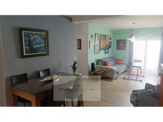 Pis  N/a. Piso reformado con terraza y excelente luz natural en rabesa, al