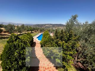 Casa a Arriate. Finca rural con encanto a 5 minutos de ronda  piscina, olivar ec