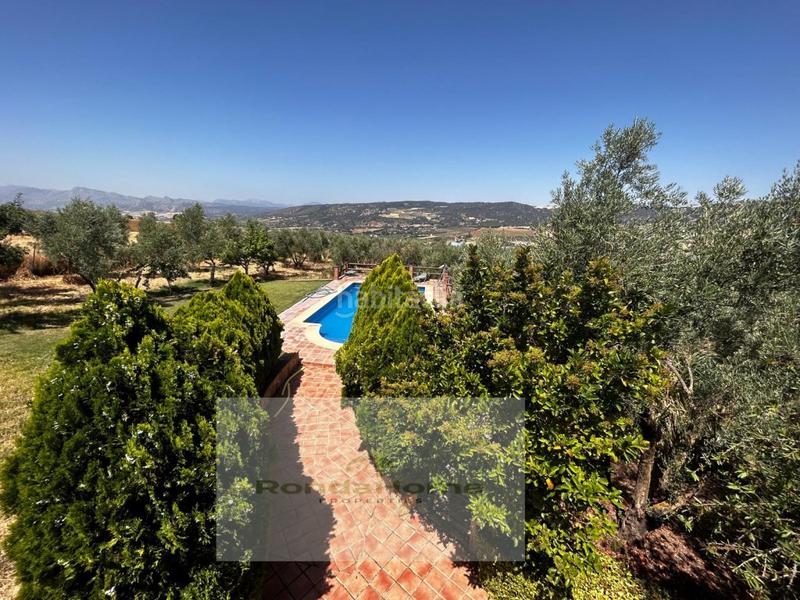 Foto cc2fd7bd-417c-49e3-b204-cdede8486ebc. Casa a Arriate