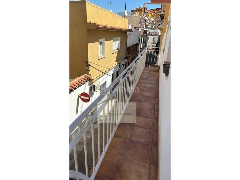 Foto 6aa8a4e9-5506-4dfc-a618-4aa2e972fd9f. Pis a Centro ciudad Fuengirola