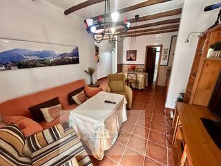 Casa in Montejaque. Encantador apartamento con patio privado en el corazón de montej