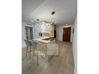 Appartamento in Centro ciudad. Amplio piso reformado con garaje y terraza, listo para entrar a