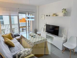 Etagenwohnung in Casco Histórico. Encanto y modernidad en plena calle espinel piso reformado con t