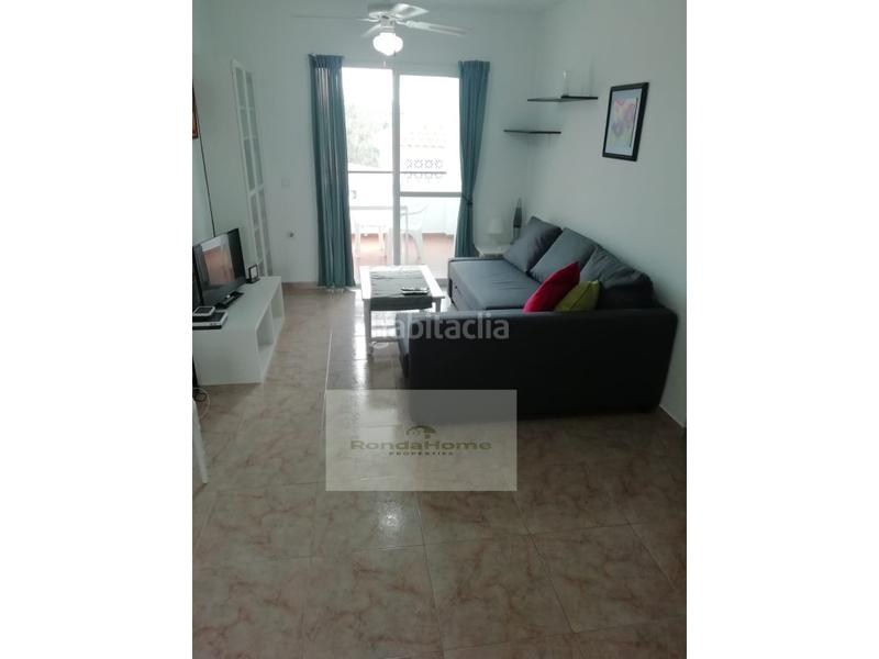 Foto 129f3a11-c9a1-4a88-b7c4-76d36f03c3c1. Location appartement avec parking dans La Capellanía - El Higuerón Benalmádena