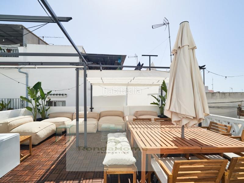 Foto 6034835e-c10c-471e-855b-c3fe4fdd79ad. Reihenhaus mit parking in Casco Antiguo Marbella