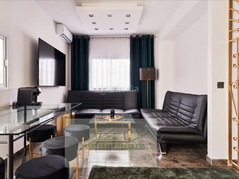 Foto 89ff8881-80df-4e78-bfdc-d80fe98efc5c. Reihenhaus mit parking in Casco Antiguo Marbella