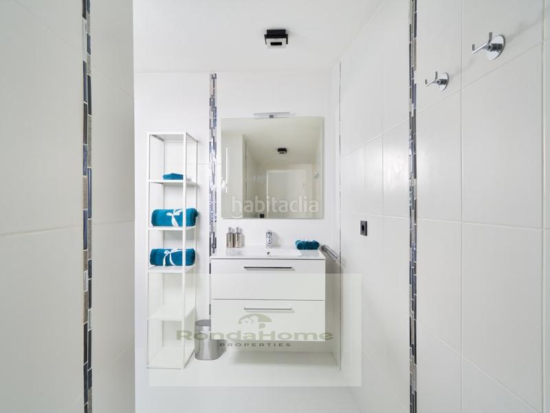 Foto a9b28fea-9c44-4673-8a73-a54ddcb7f465. Reihenhaus mit parking in Casco Antiguo Marbella