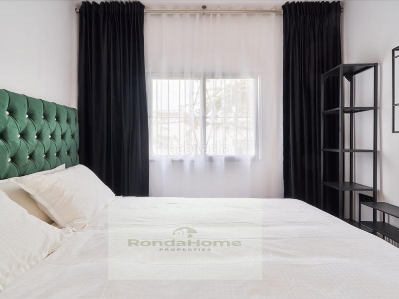 Foto c052a5fa-be42-4c1d-aa32-e1226cecca05. Reihenhaus mit parking in Casco Antiguo Marbella