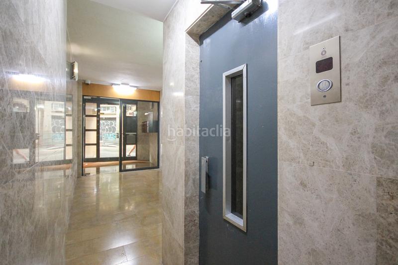 Foto f1977650-afaf-42e2-afbf-0a59e626eceb. Piso  reformado de 71 m² en calle jaume fabra, junto a avenida paral·lel en Barcelona