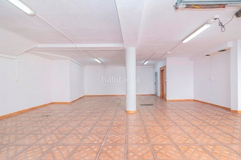 Foto df5428a7-6d6a-4a16-8fe3-e0bec8f54e9d. Edifici a calle almenillas 2 a Íllora