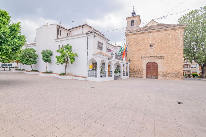 Foto 913d74a9-e024-40f6-9d10-bddf96d3d421. Casa a calle carcel 1 a Alfacar