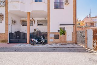 Maison jumelée  Calle río genil 1. Oportunidad de venta en maracena, bonita casa pareada o en esqui