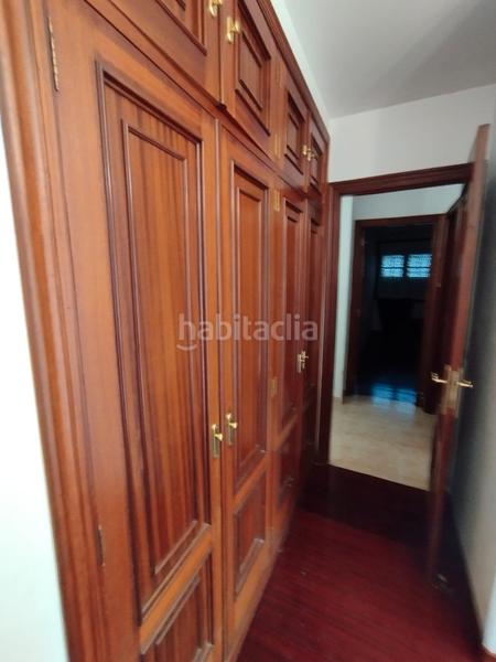 Foto 7550b8eb-e44d-4a58-8c08-2ac5d09d42be. Pis amb calefacció aparcament a Castiñeiriño - Cruceiro de Sar Santiago de Compostela