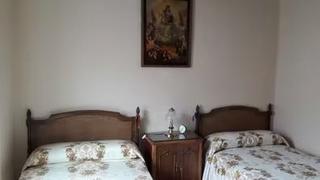 Maison à Alberite. Se vende casa de 4 plantas en alberite