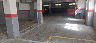 Aparcament cotxe a Calle Villavieja