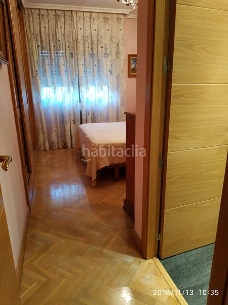 Foto 4462d080-21cd-4bfe-89b5-4a2cabe16b2e. Lloguer pis amb calefacció piscina a Los Cármenes Madrid