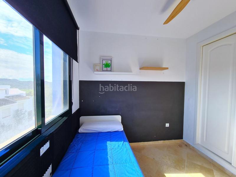 Foto cf6116aa-c737-46c1-be17-c0de2140f92a. Casa pareada soleada casa adosada de 3 dormitorios en esquina con jardín privado! en Manilva